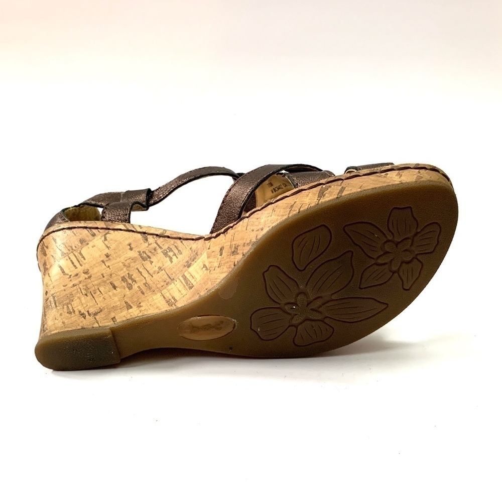 Bronze strappy leather wedge sandals - Picture 8 of 8